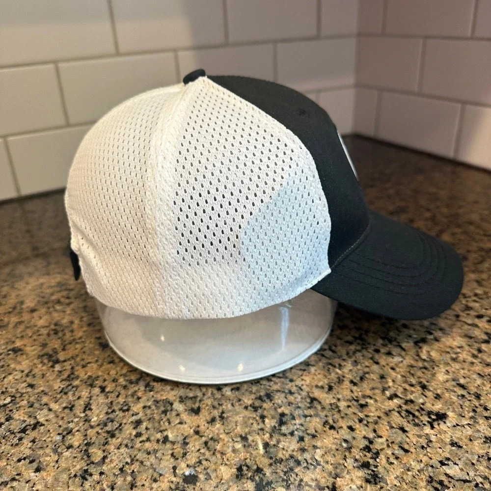 Jim‎ Beam Hat Trucker Baseball Cap Adjustable Black White Mesh Bourbon Whiskey